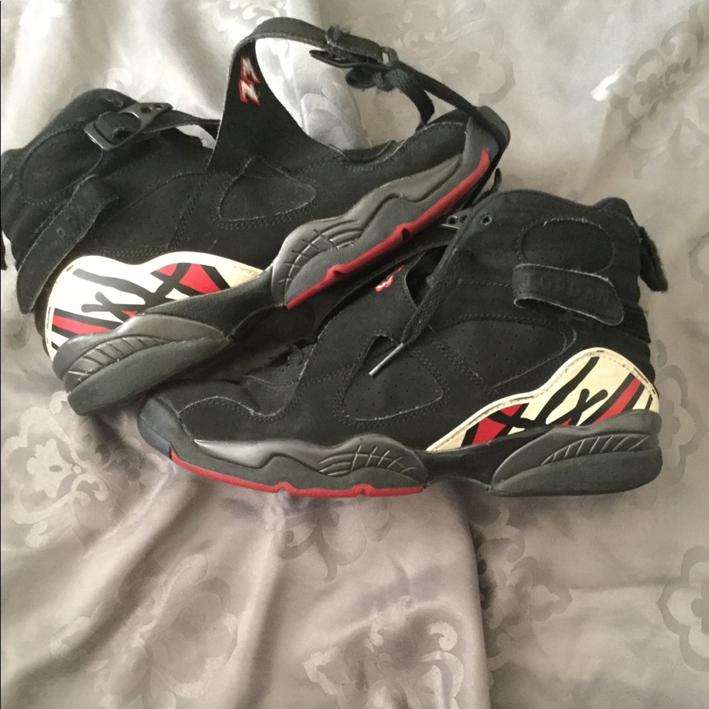 Black 8. Jordan’s